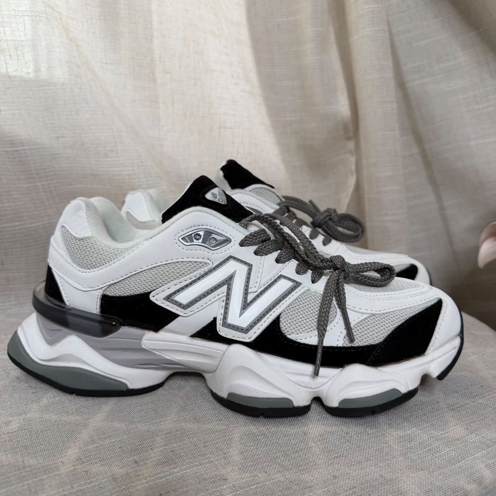 NWOB New Balance 9060 Shoes Chunky White Black Grey Unisex Men's 7.5 Women's 9